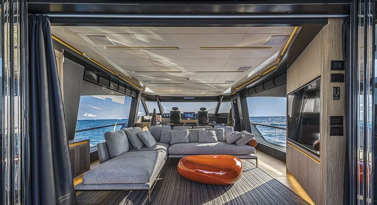 G-FIVE yacht charter 5