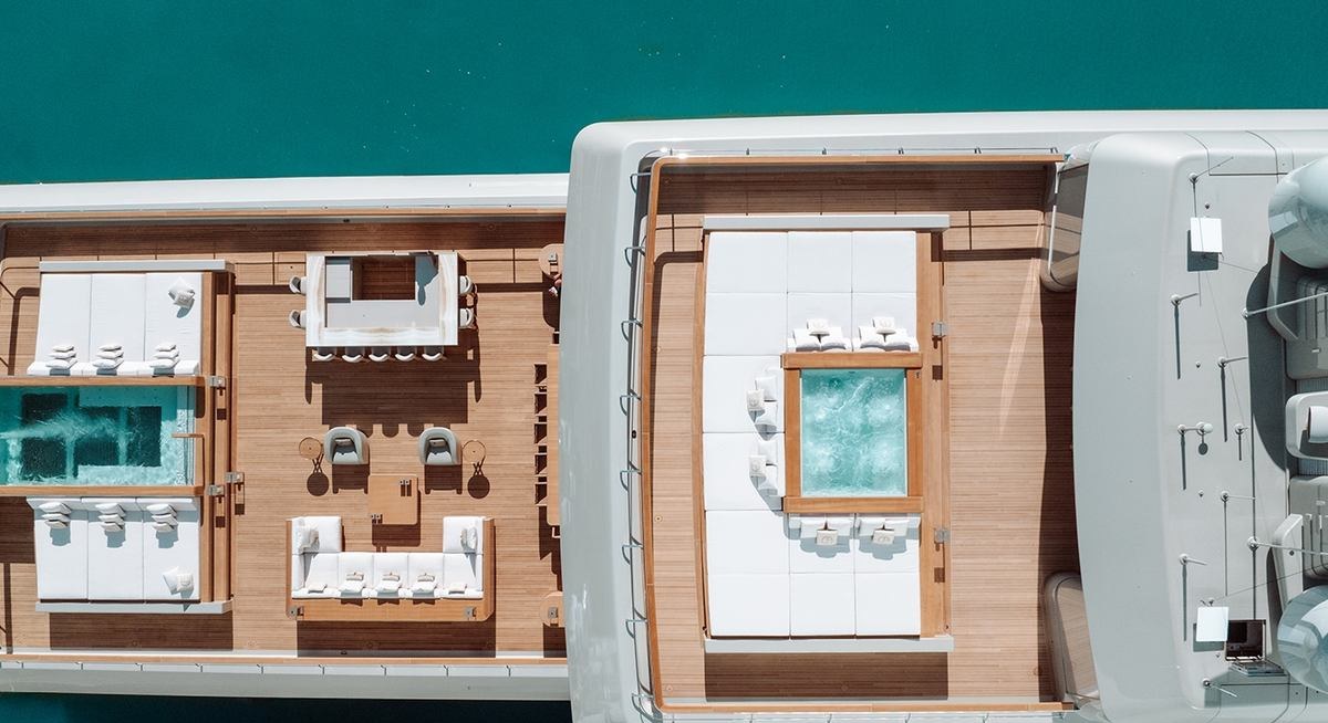 GECO BY G.ARMANI yacht charter 4