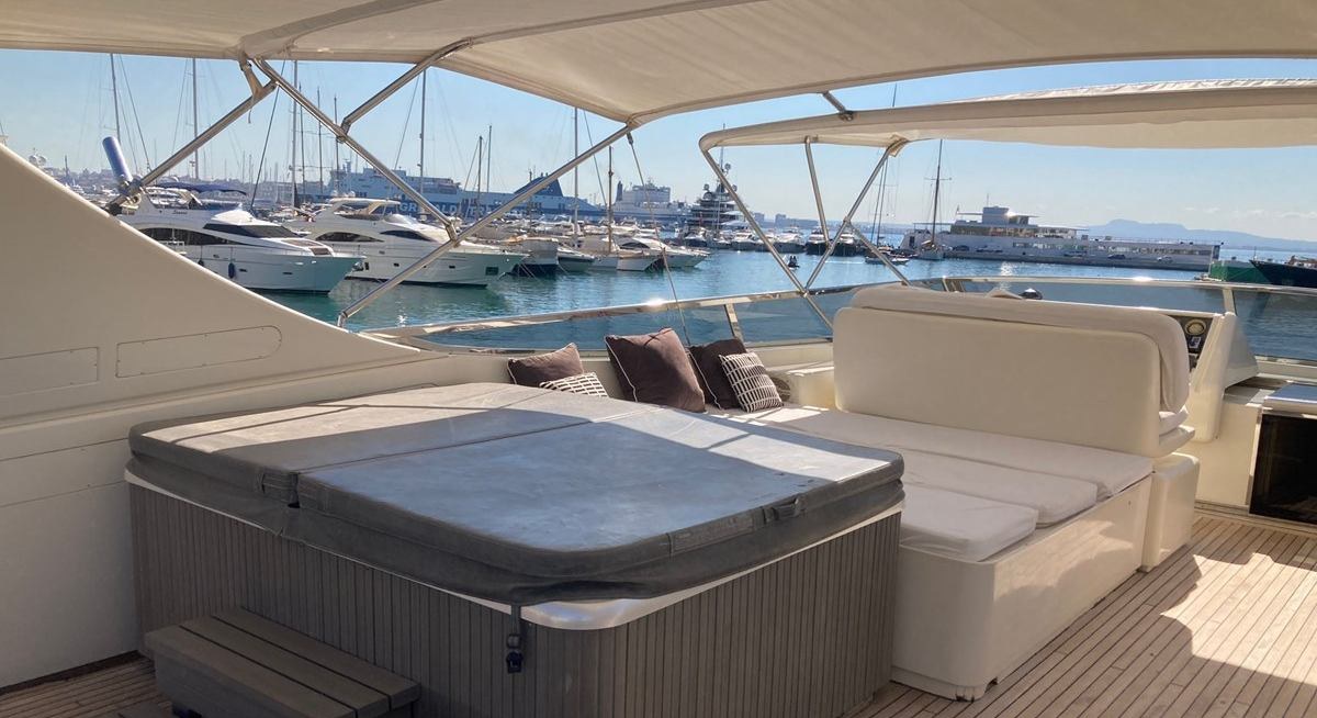 GEORG I yacht charter 2