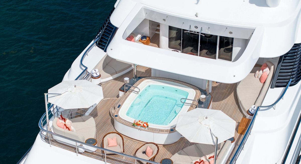 GIGIA yacht charter 4