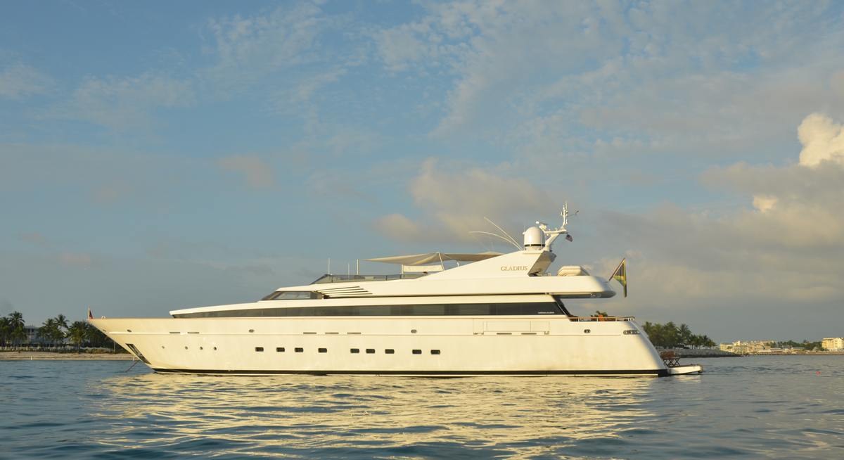 GLADIUS yacht charter 4