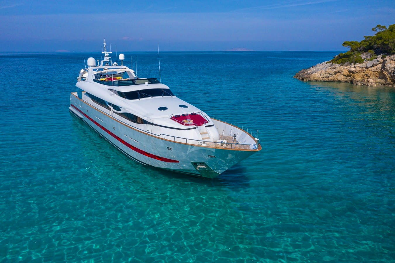 تأجير يخت GLAROS YACHT CHARTER
