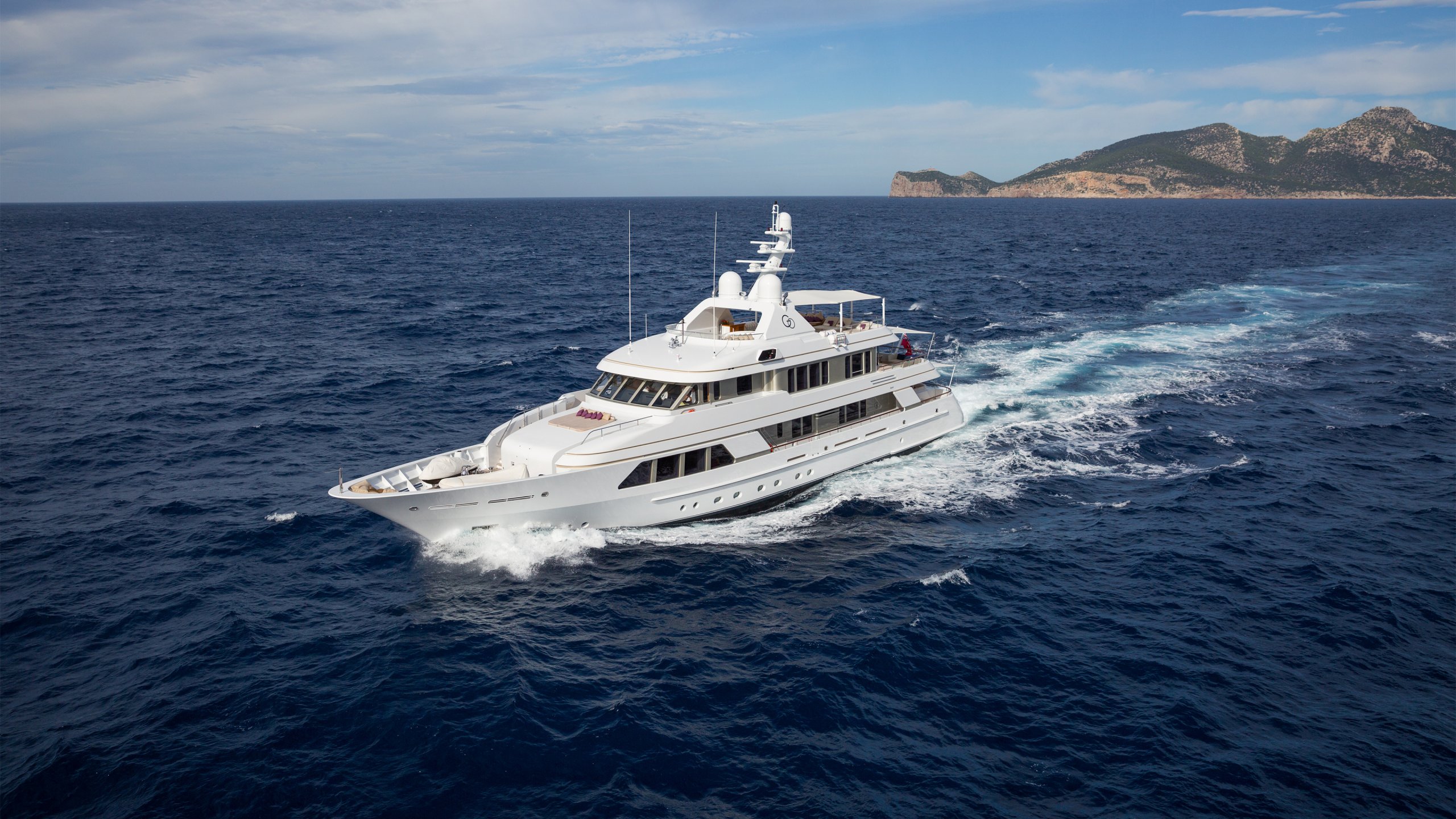 GO yacht charter 1