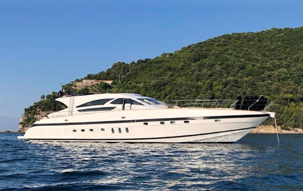 تأجير يخت GOLDFINGER YACHT CHARTER