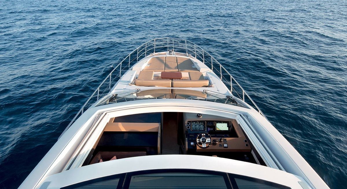 GRAN ABE II yacht charter 2