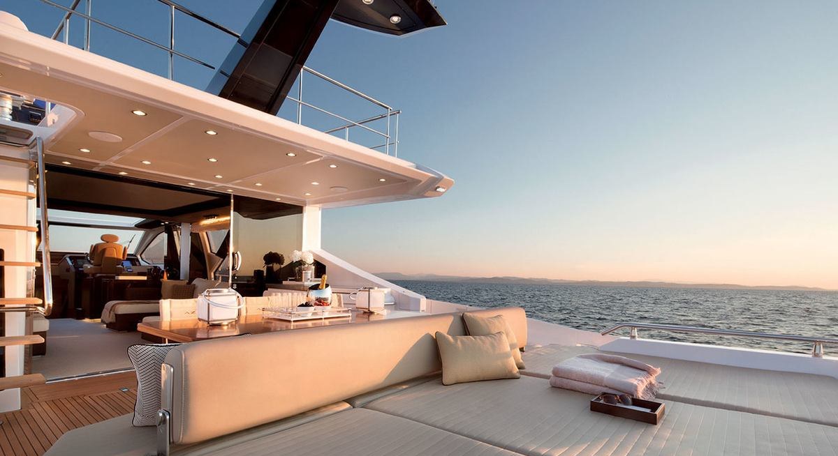 GRAN ABE II yacht charter 3