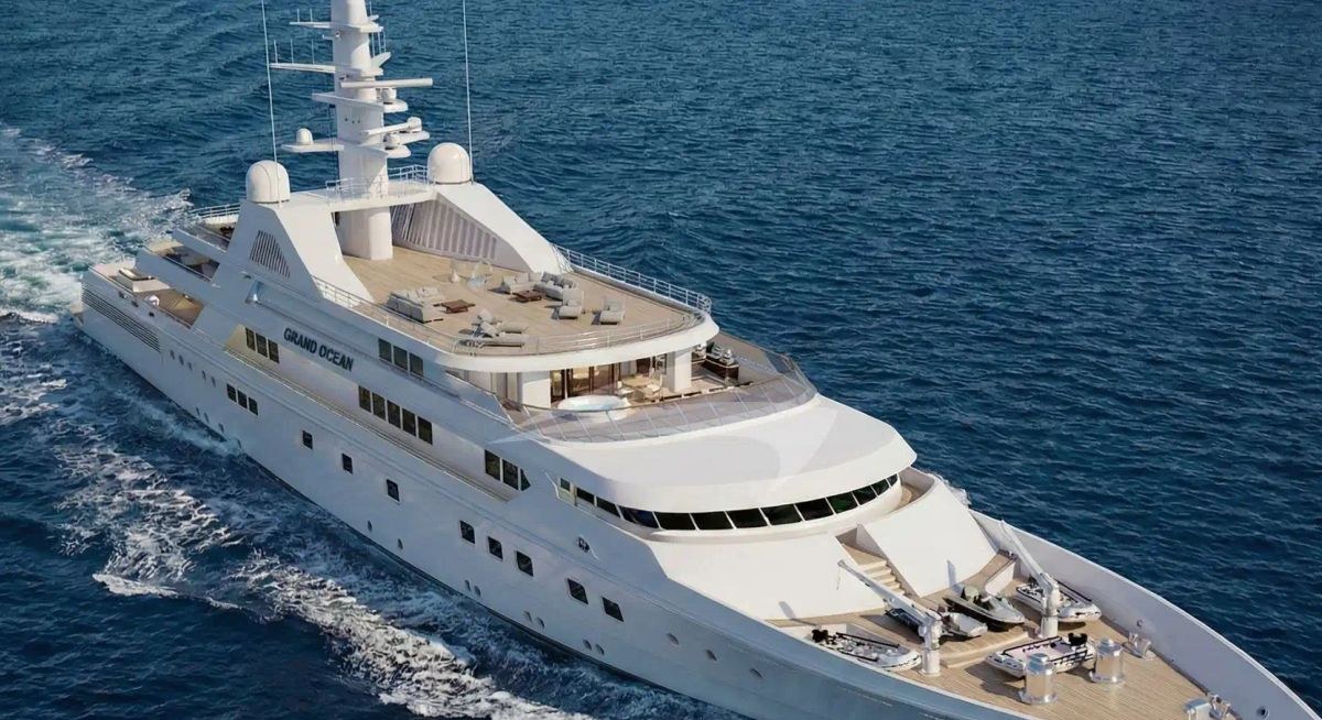 GRAND OCEAN yacht charter 1