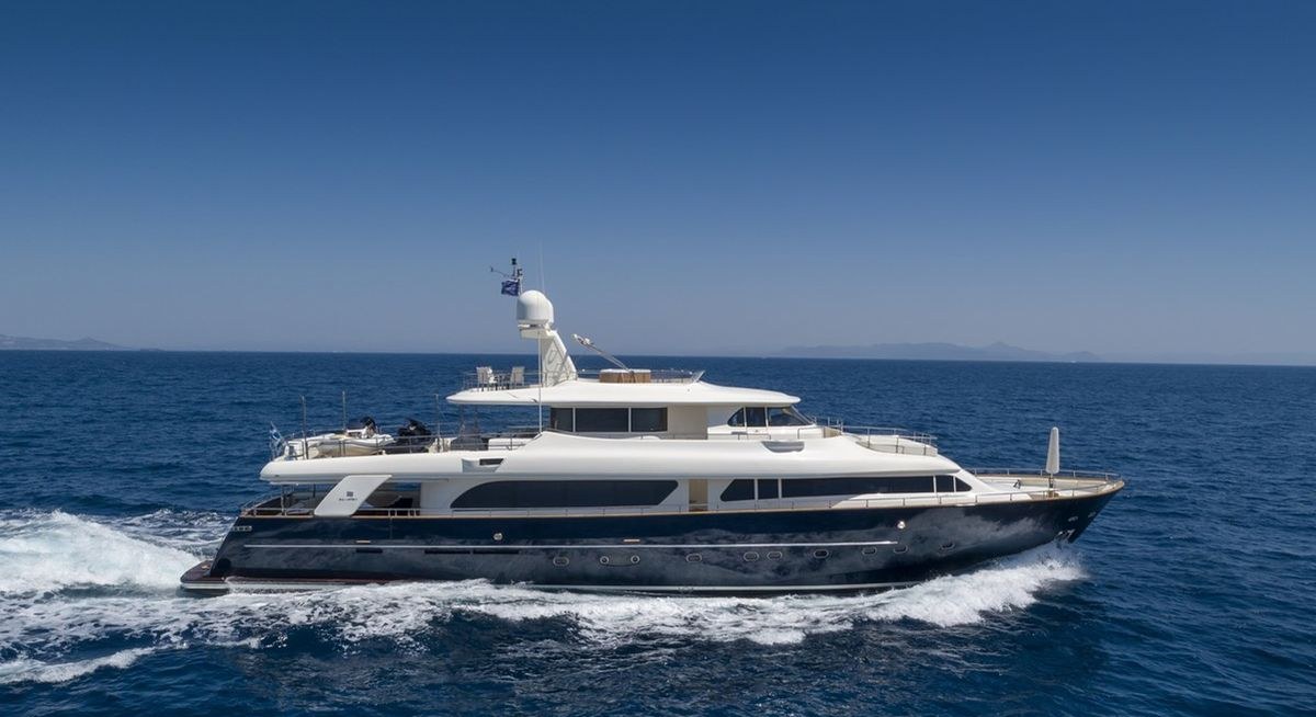 تأجير يخت HAG YACHT CHARTER