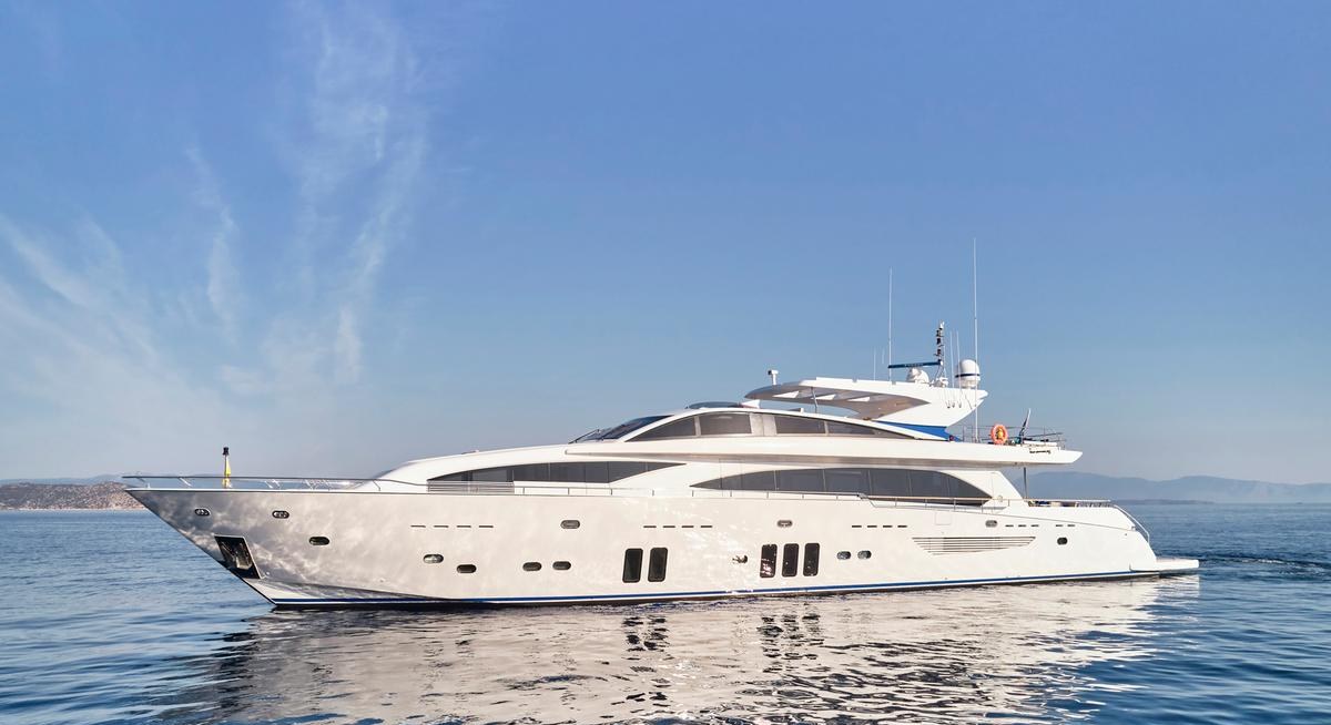 تأجير يخت HAKUNA MATATA YACHT CHARTER