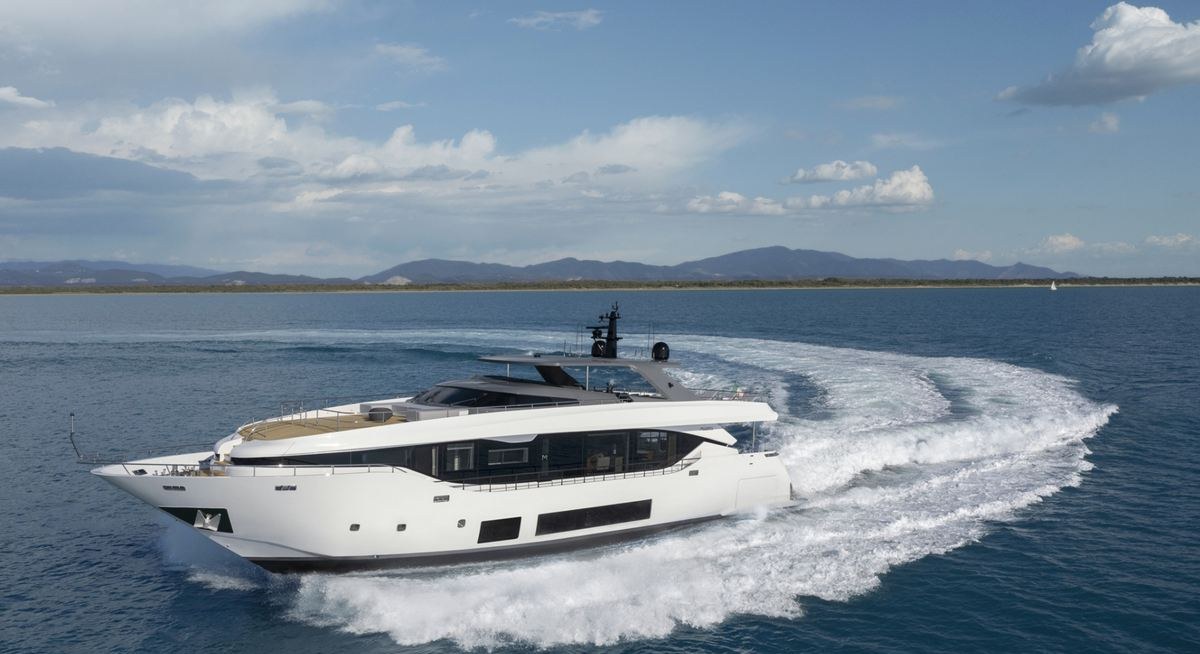 HAPPY ISLAND yacht charter 1