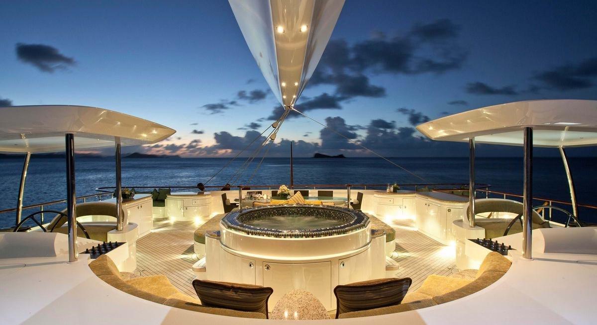 HEMISPHERE yacht charter 3