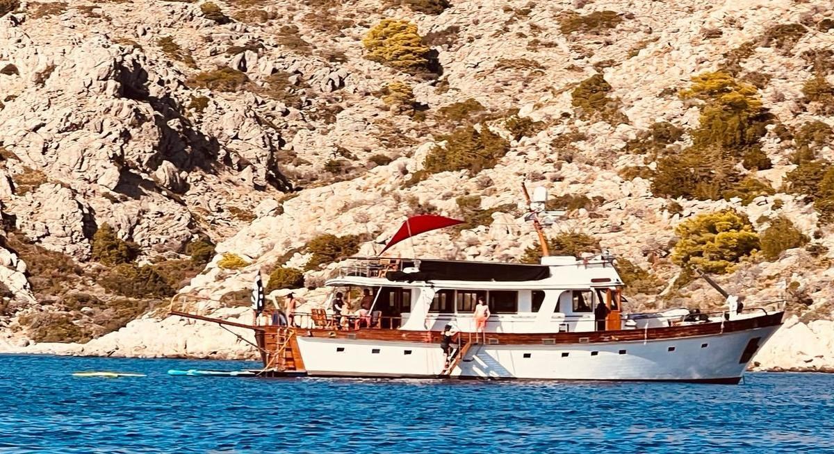 HERCULE POIROT yacht charter 1