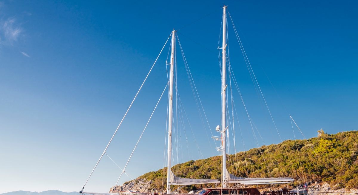 HIC SALTA yacht charter 1