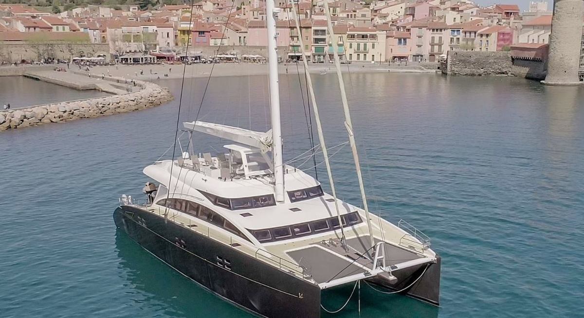 Yacht charter HOUBARA YACHT CHARTER