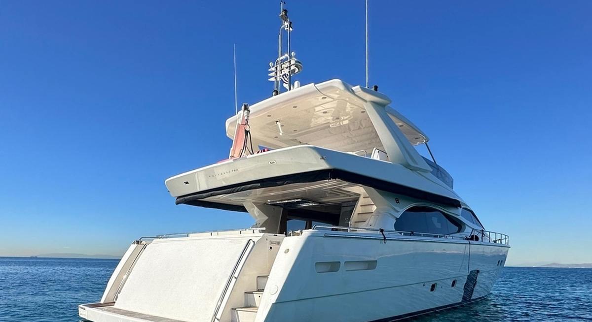 IRENE yacht charter 4
