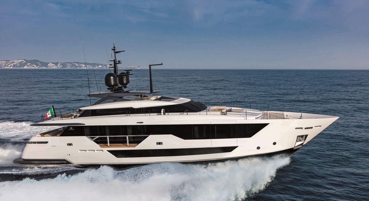 JAG'B yacht charter 1