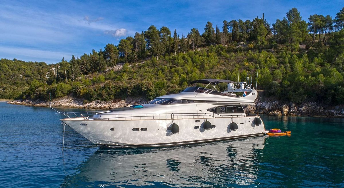 JANTAR yacht charter 1