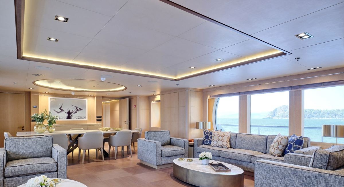 JAZ yacht charter 4