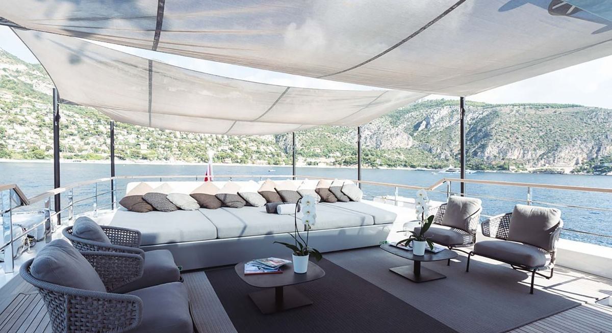 JESMA II yacht charter 3