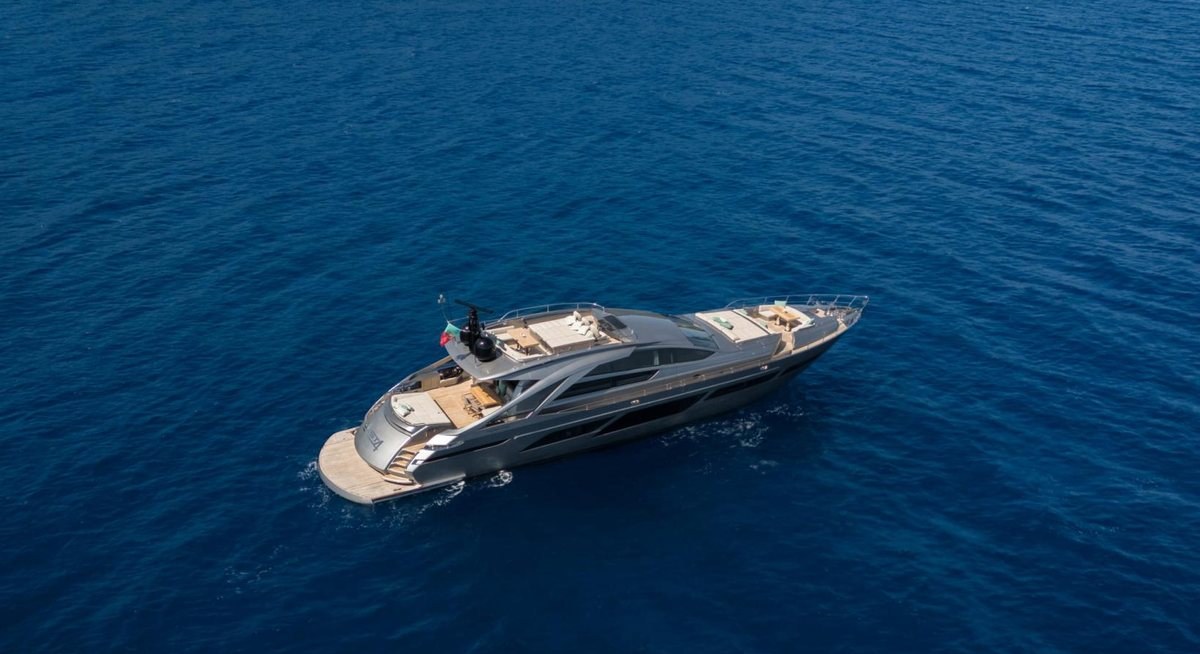JUST 4 yacht charter 1