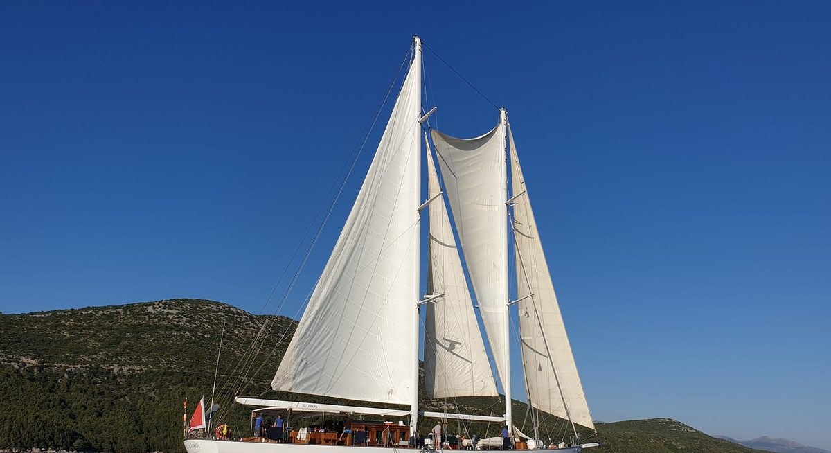 KAIROS yacht charter 1