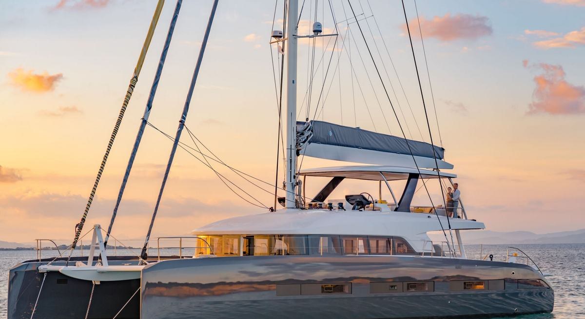 تأجير يخت KAJIKIA YACHT CHARTER
