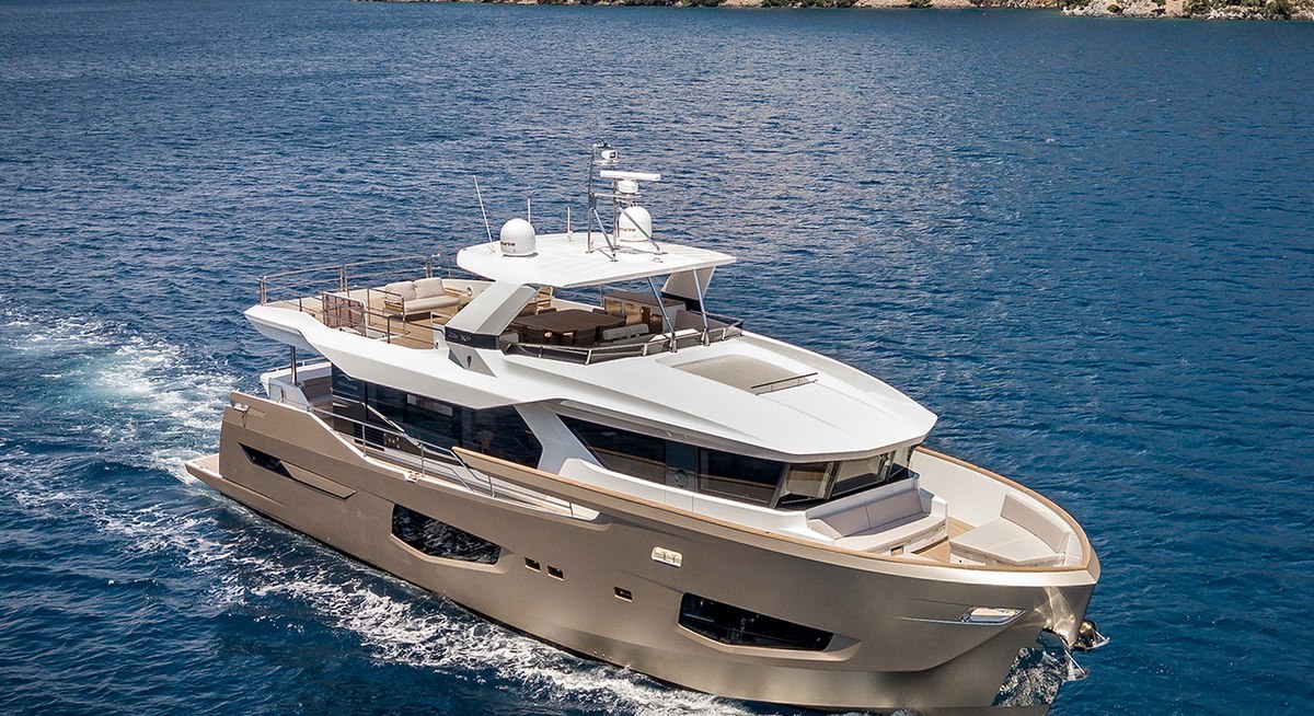 KAMOKA YACHT CHARTER yacht charter