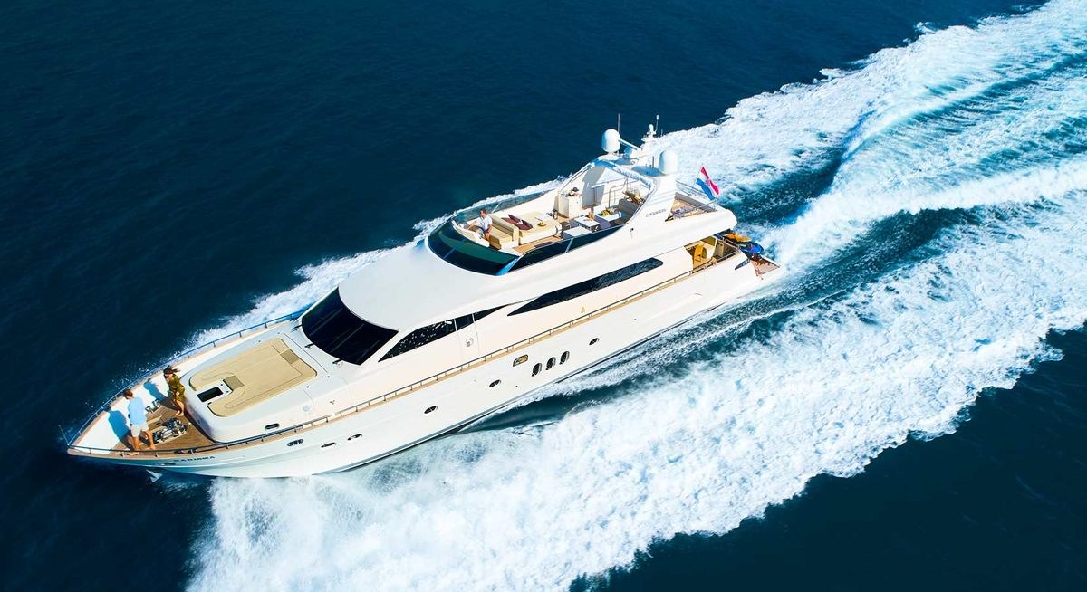 تأجير يخت KARISMA YACHT CHARTER
