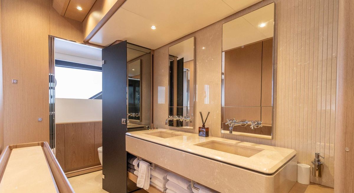 KARMA yacht charter 4