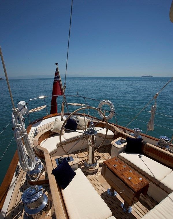 KEALOHA yacht charter 1
