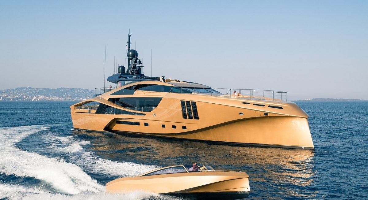KHALILAH yacht charter 1