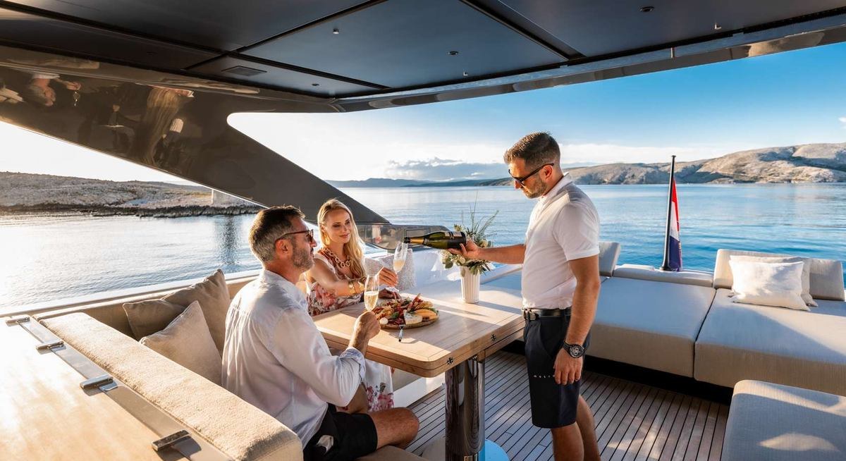 KIMANI yacht charter 3