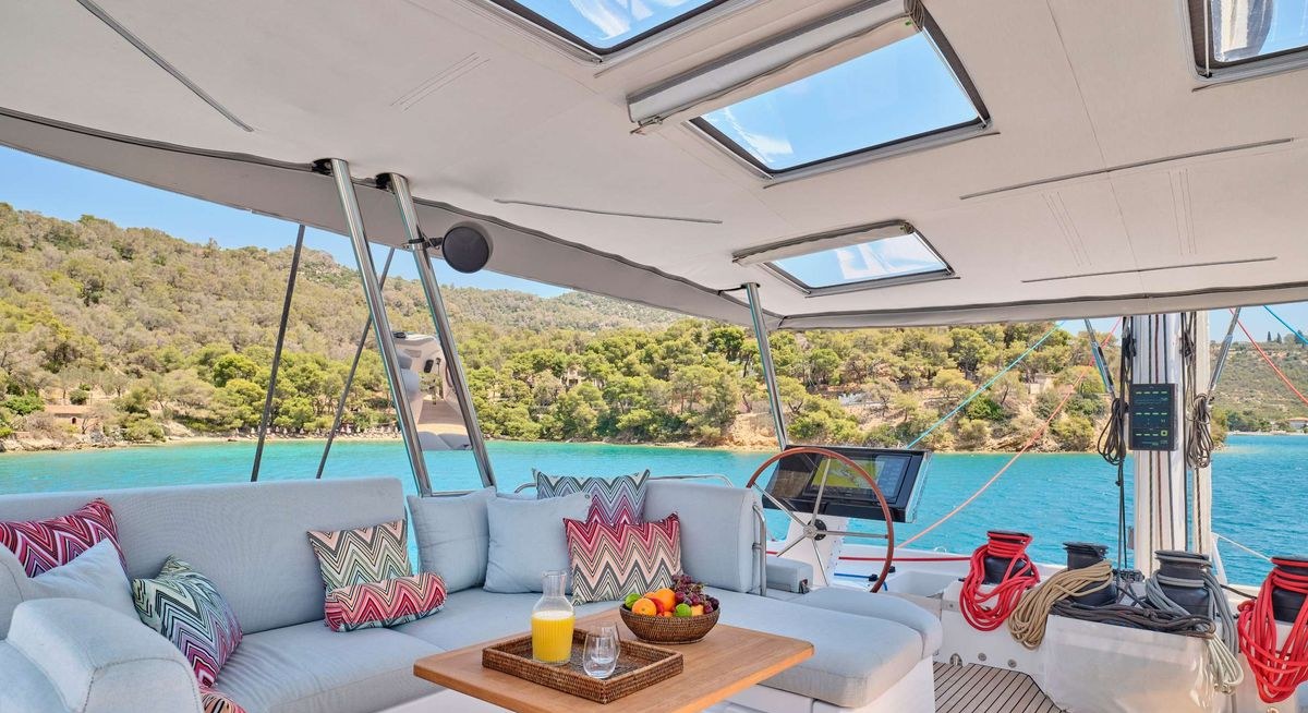 KIMATA yacht charter 4