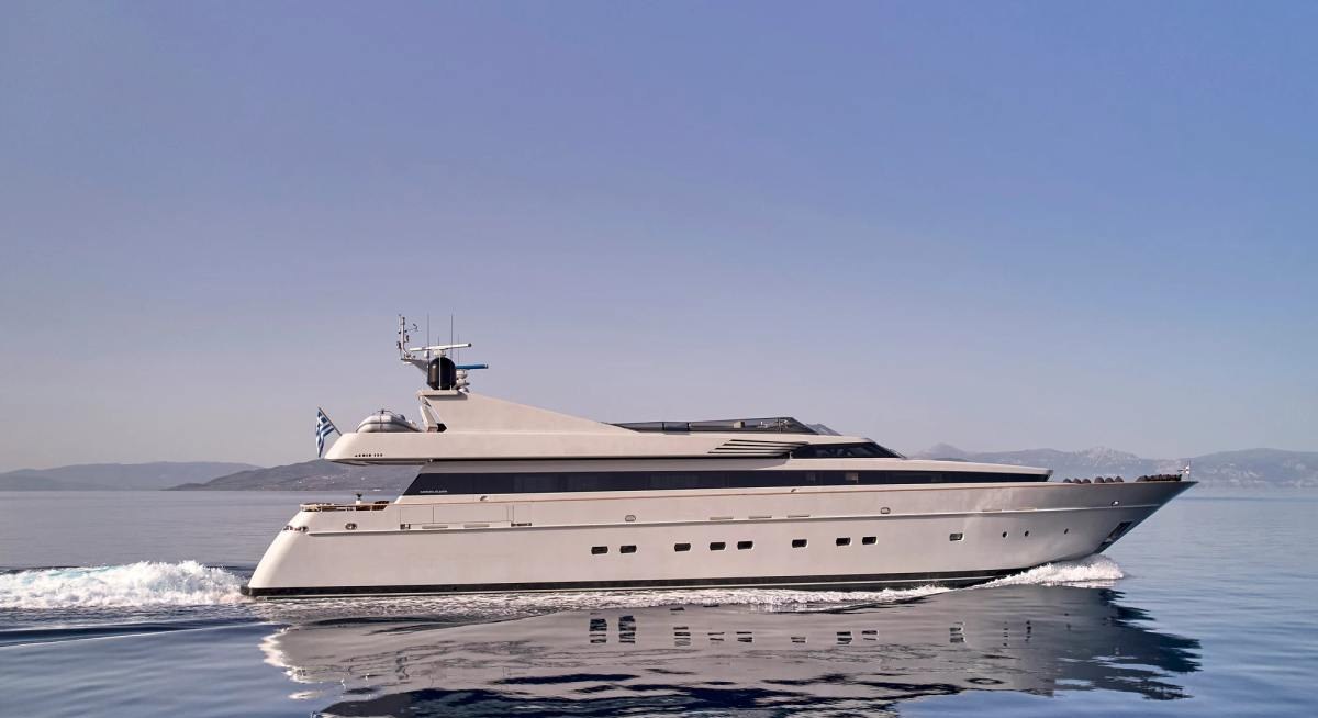 تأجير يخت KINTARO YACHT CHARTER