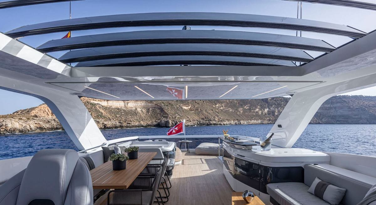 KNEAD IT yacht charter 3