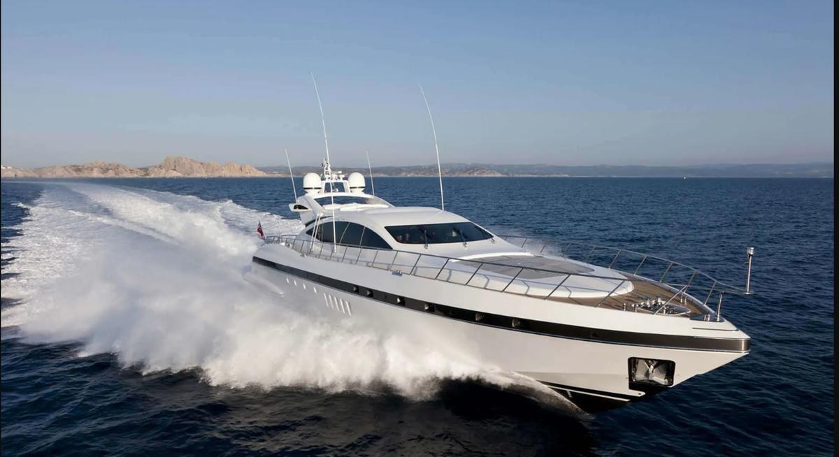 L'ESPERANCE YACHT CHARTER yacht charter