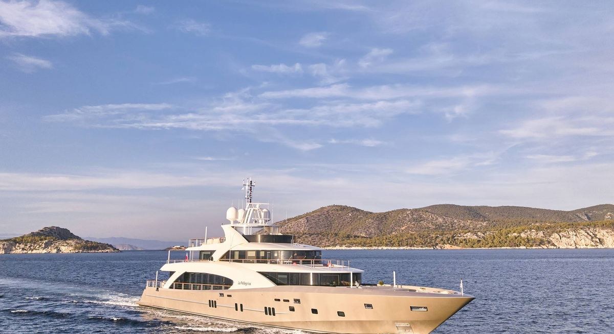 تأجير يخت LA PELLEGRINA 1 YACHT CHARTER
