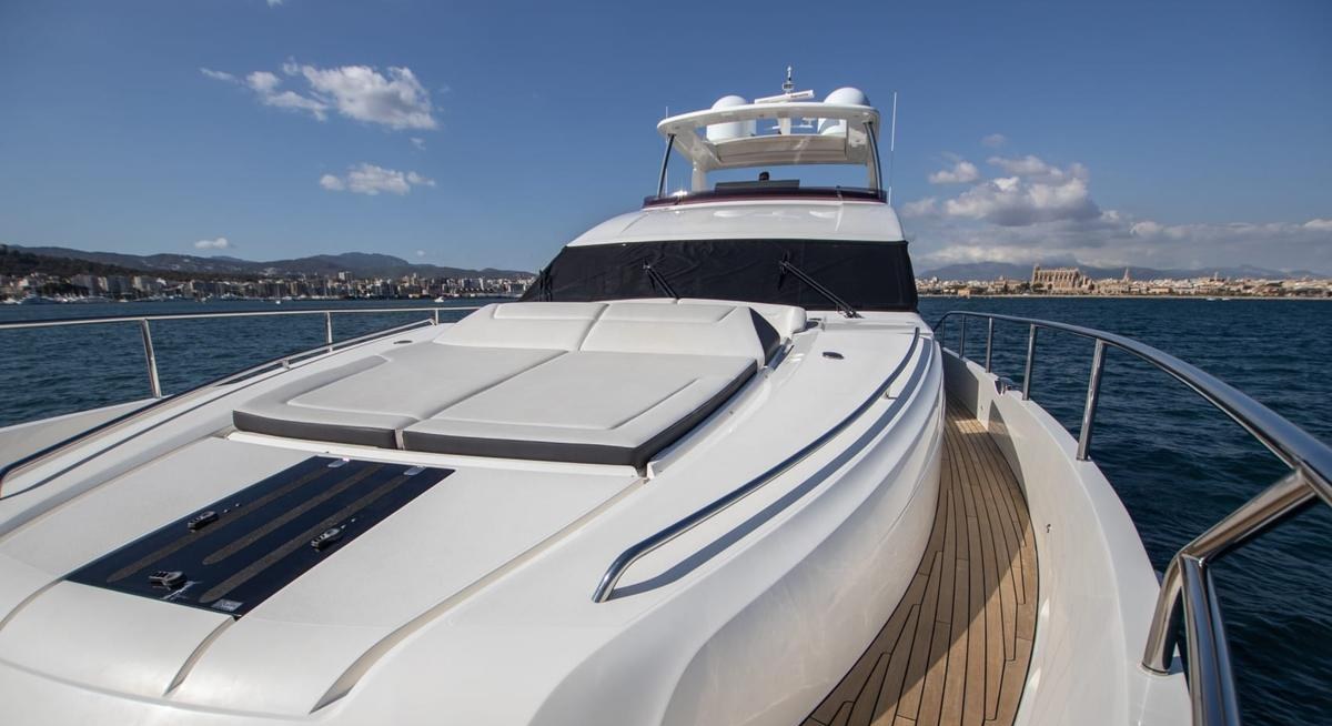 LADY ISABELLA yacht charter 2