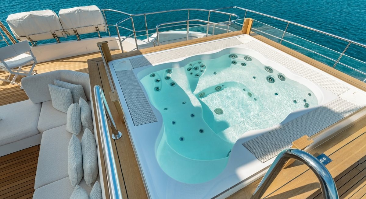 LADY MRD yacht charter 1