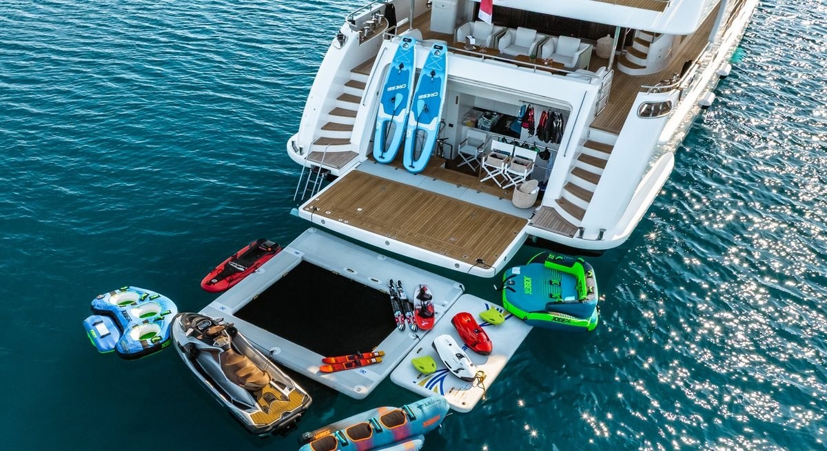 LADY MRD yacht charter 4