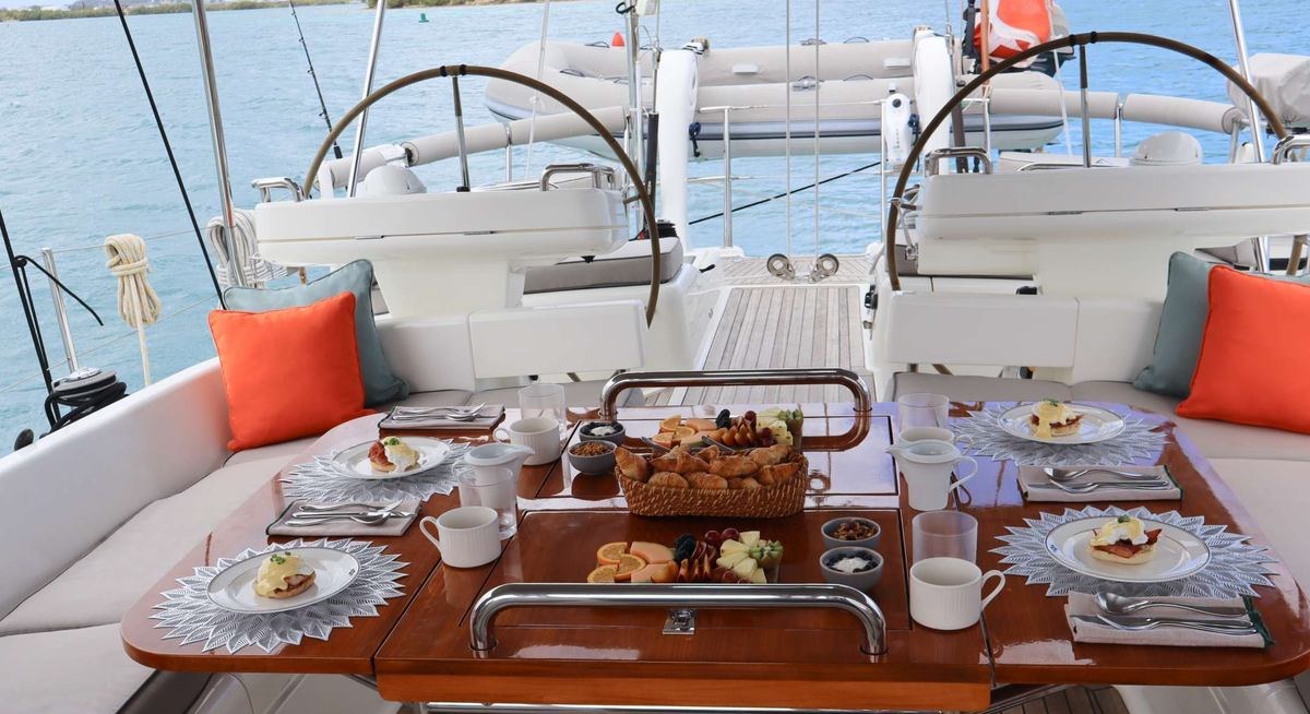 LAUGHING BUDDA yacht charter 2