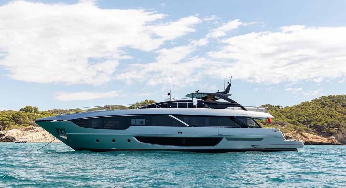 LEMON NOT LIME yacht charter 1