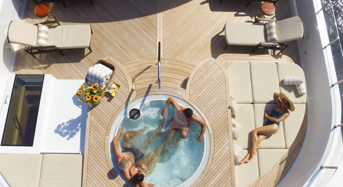 LIBERTY YACHT CHARTER yacht charter