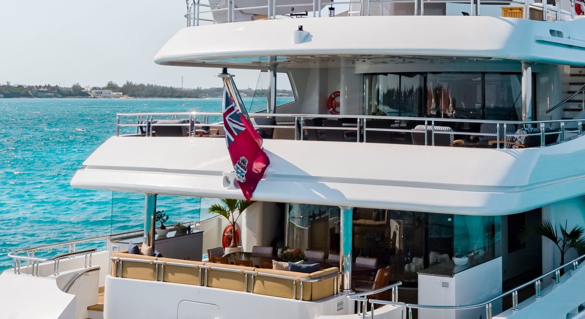 LIBERTY yacht charter 4