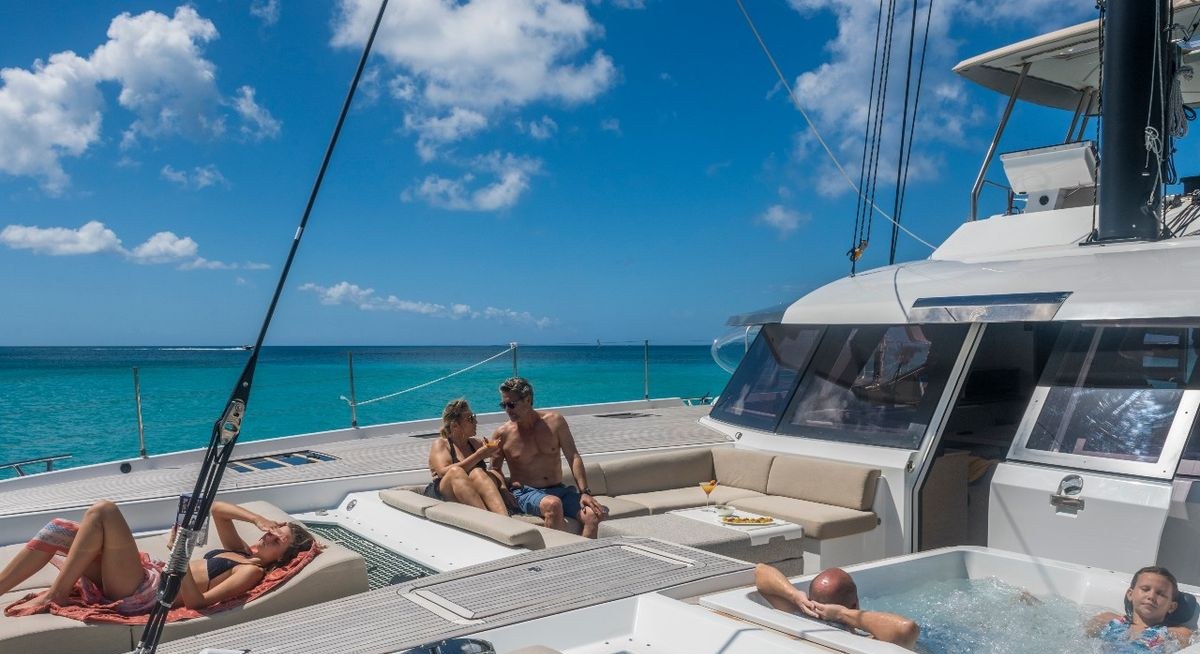 LISA OF THE SEAS yacht charter 2