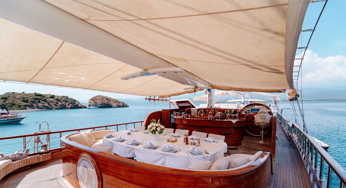LYCIAN QUEEN yacht charter 3