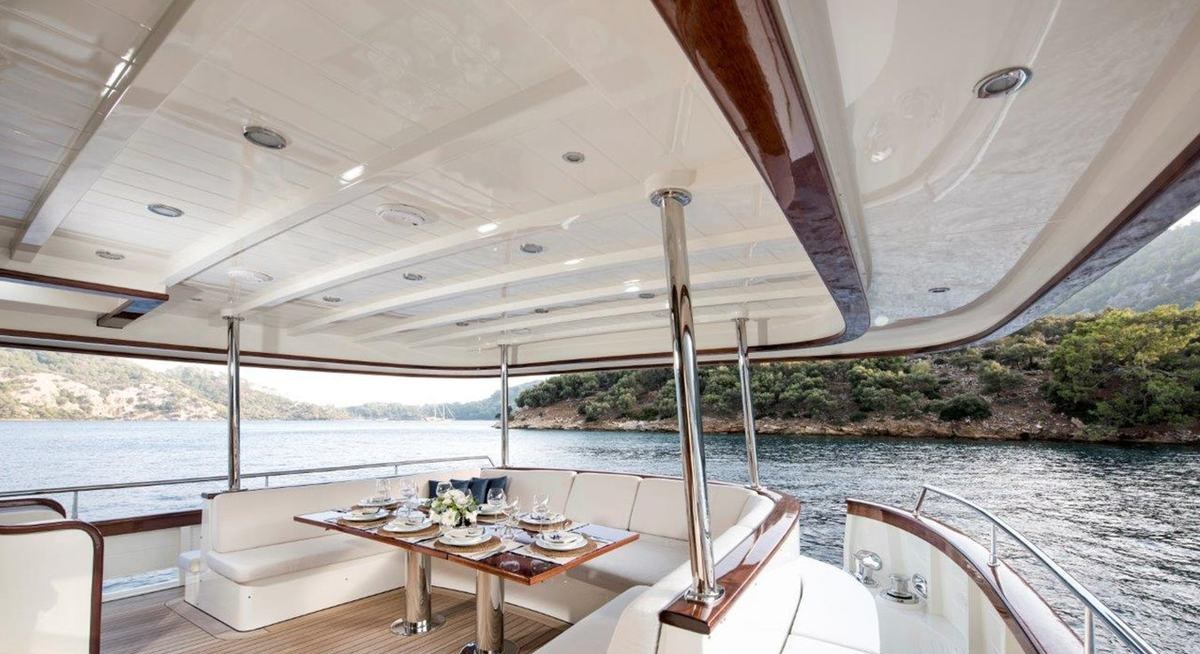 MAGNOLIA ONE yacht charter 3