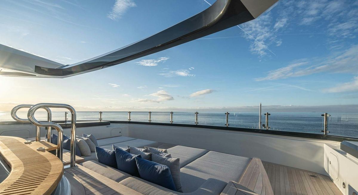 MALIA yacht charter 3