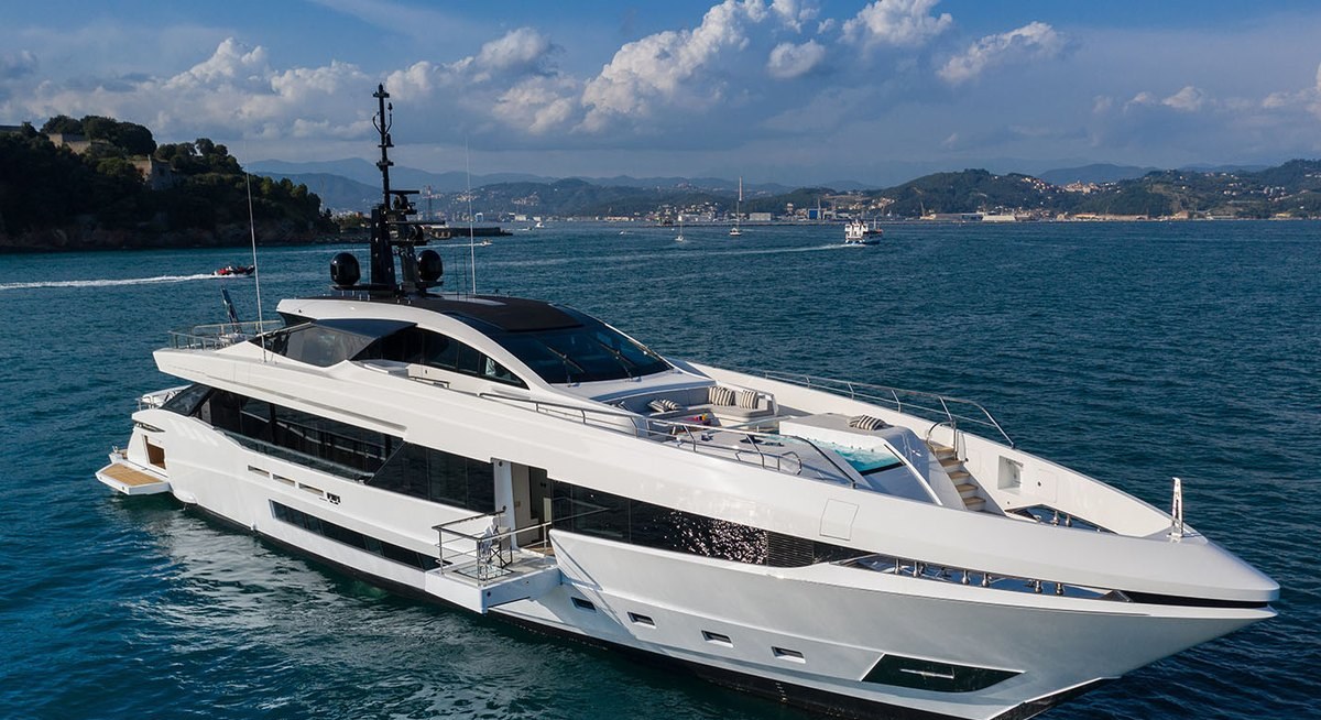 MANGUSTA GRANSPORT 45 yacht charter 1