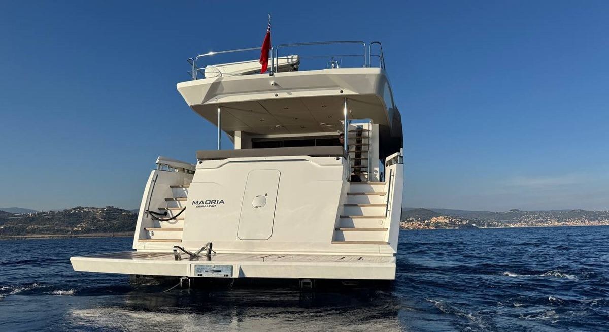 MAORIA yacht charter 5